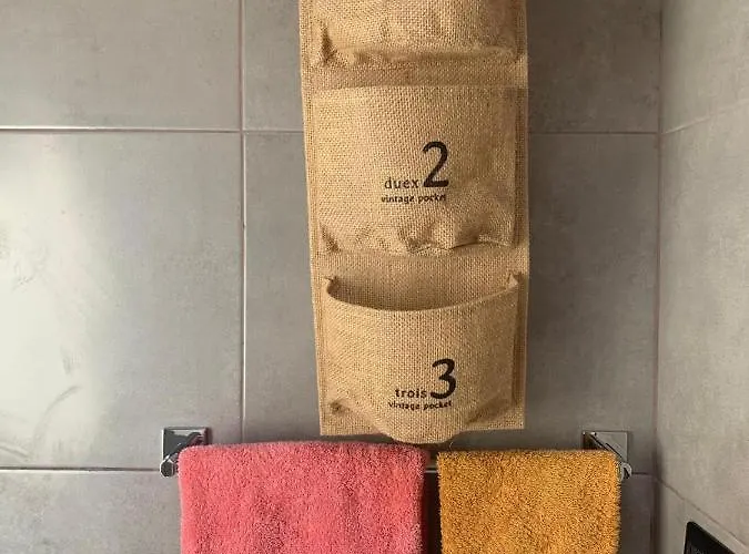 Cd Romanello לינה וארוחת בוקר 3*